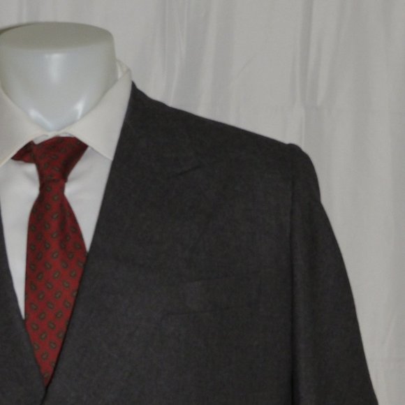 William Fioravanti Bespoke Charcoal Flannel Weight Double Breasted Suit 40L